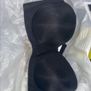 Black bra ! Never worn!